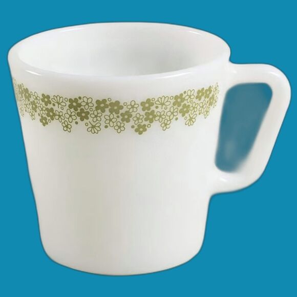 Pyrex Corelle Spring Blossom Crazy Daisy Milk Glass Coffee Mug Cup D Handle MINT - Picture 1 of 6